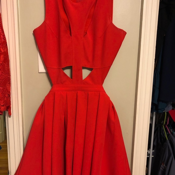 Lovers + Friends Cutting Corners dress - Picture 2 of 5